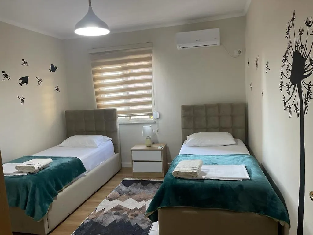 Apartament Ges'House Tirana 0*,  Albania